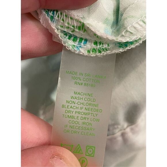 Lilly Pulitzer The Chipper Short Green Blue Floral Koala Lion Women's Sz 10 - Picture 7 of 8